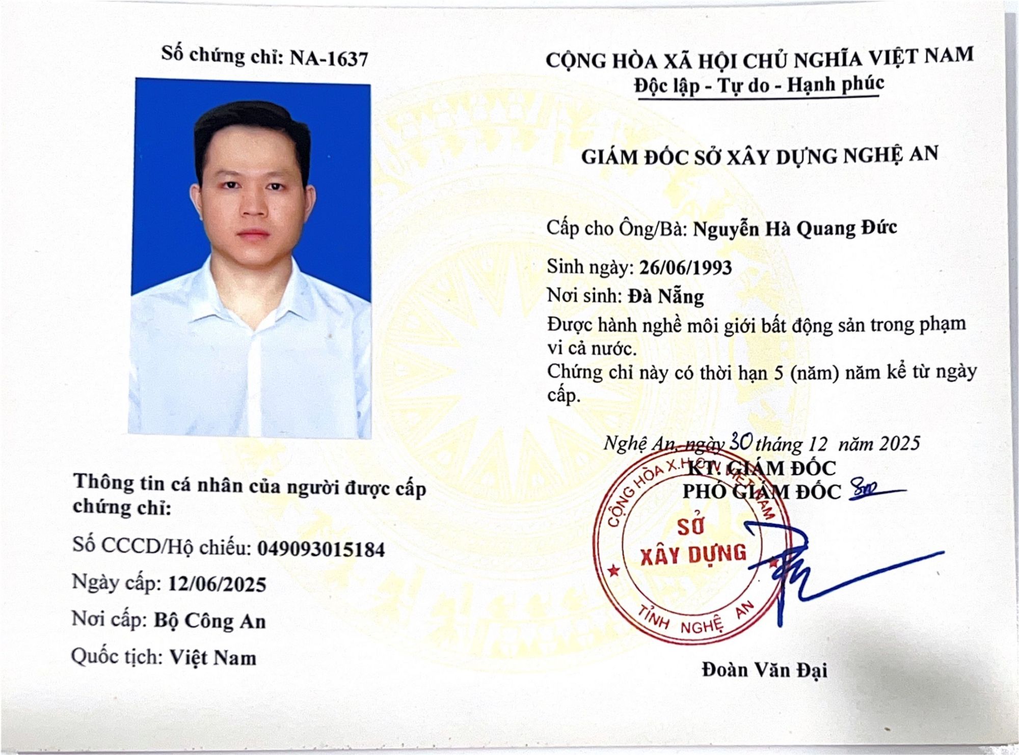 Chung chi hanh nghe moi gioi bat dong san Nguyen Ha Quang Duc